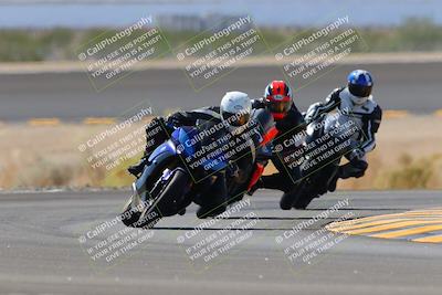 media/Oct-08-2022-SoCal Trackdays (Sat) [[1fc3beec89]]/Turn 14 (1050am)/